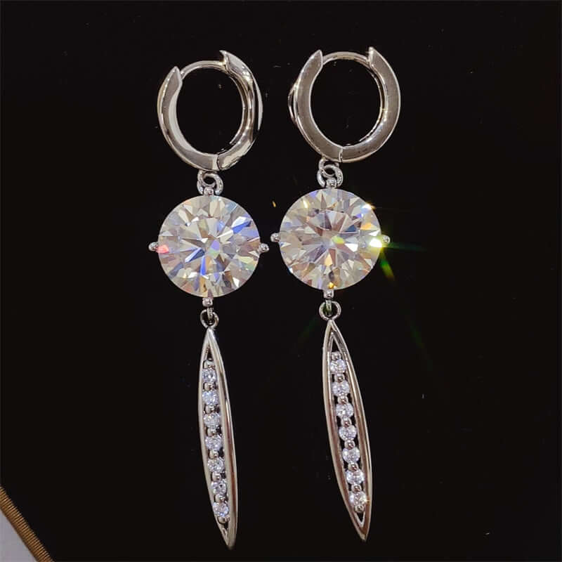 Sparkling Elegance: 10 Carat Moissanite 925 Sterling Silver Earrings