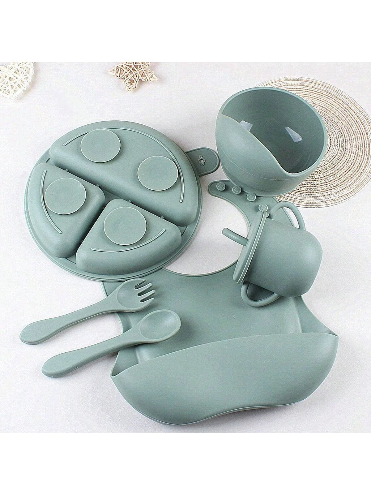 Mealtime Magic: 6-Piece Silicone Baby Feeding Set