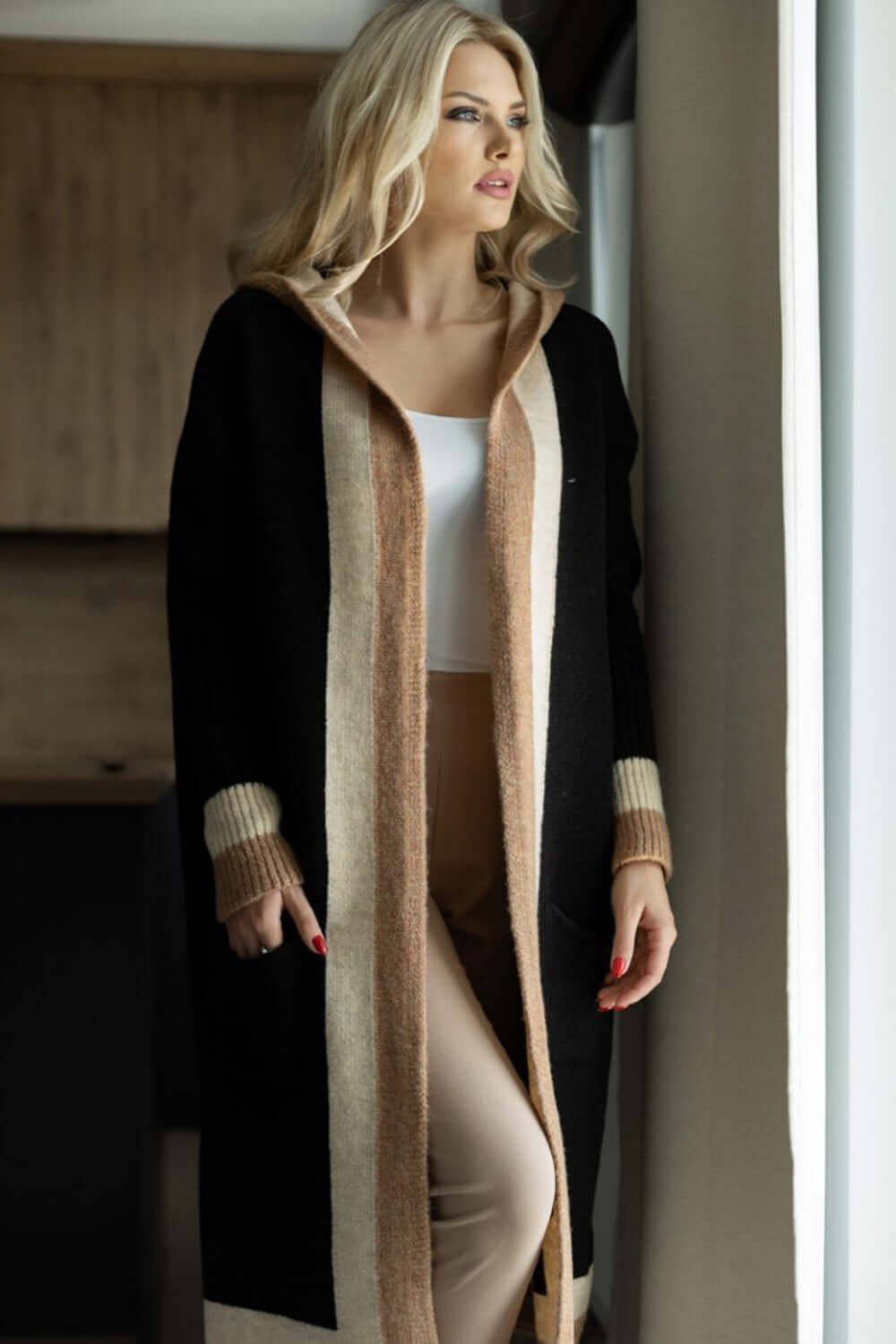 Cozy Contrast: Hooded Long Sleeve Cardigan with Pockets