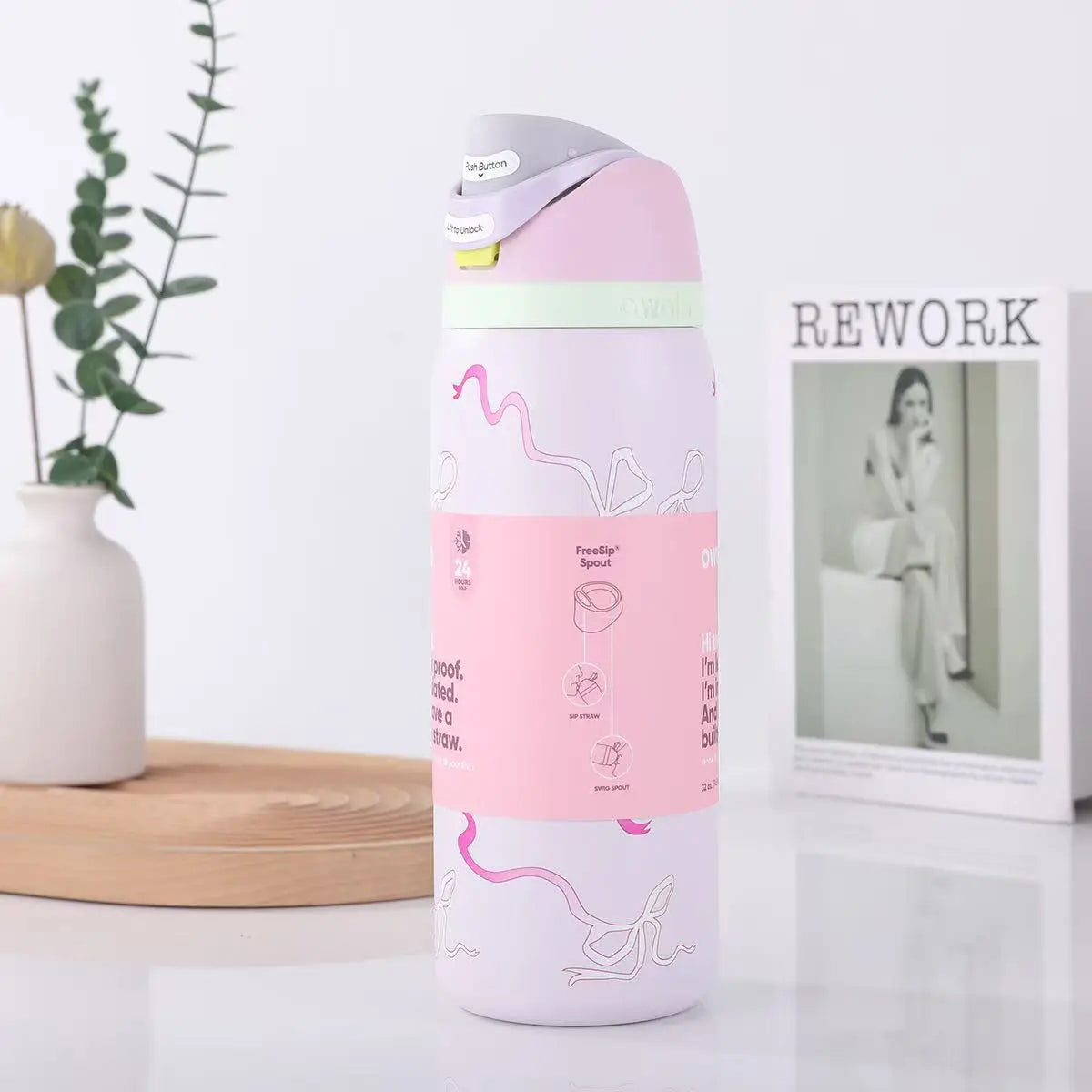 Cartoon Insulated Water Bottle with Straw 24oz/32oz