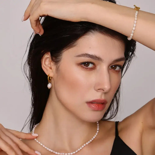 Pearl Jewelry Set – Necklace, Bracelet & Earrings (4-Piece)