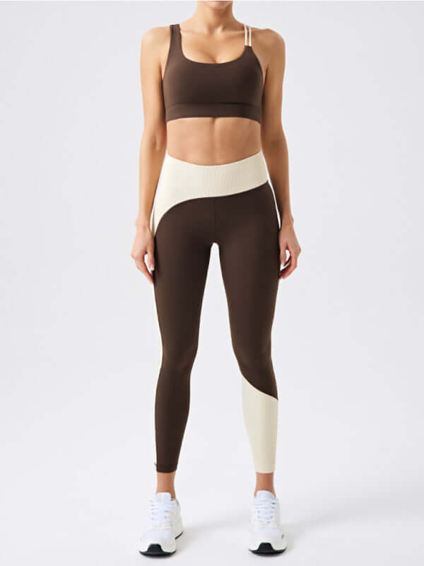 Sleek Support Yoga Vest with Contrast Trim & Chest Pad