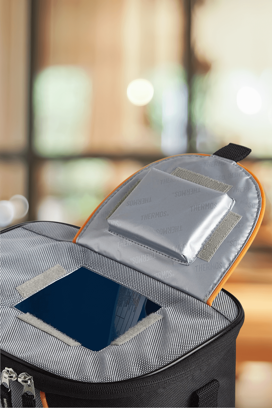 Thermos Element 6 Can Cooler Lunch Bag