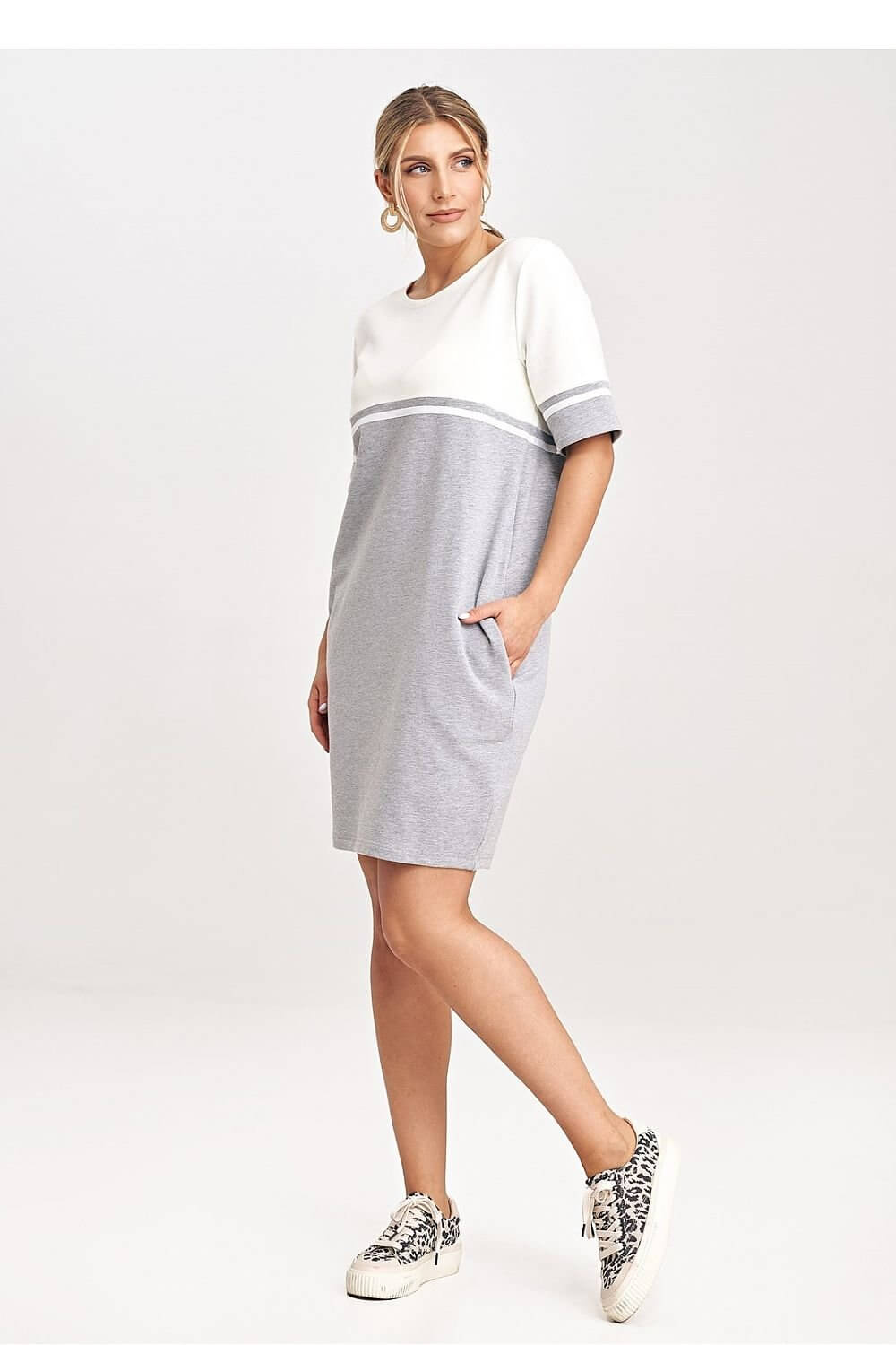 Two-Tone Bliss: Effortless Cotton Mini Dress